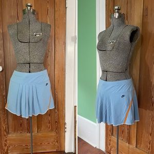 Nike Dri-Fit Baby Blue & Orange Pleated Tennis Skirt - Size Medium